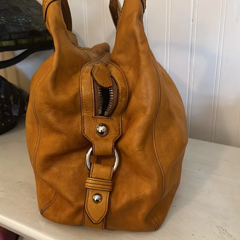 Vintage Coach C0982 Parker hobo purse
